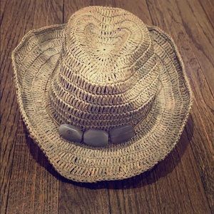 Straw hat with beads
